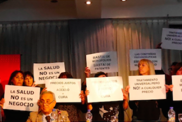 Argentina: Protesta contra Gilead por precios extorsivos y buscar una “patente ilegítima” para su fármaco contra la hepatitis C