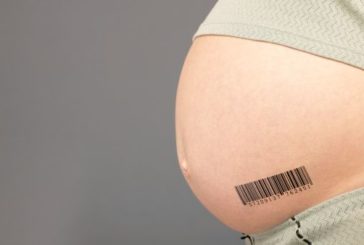 Embarazos contratados expuestos: los contratos de maternidad subrogada no protegen a las madres sustitutas y sus hijos